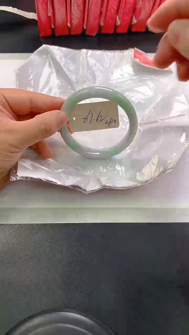 未镶嵌手镯翡翠40