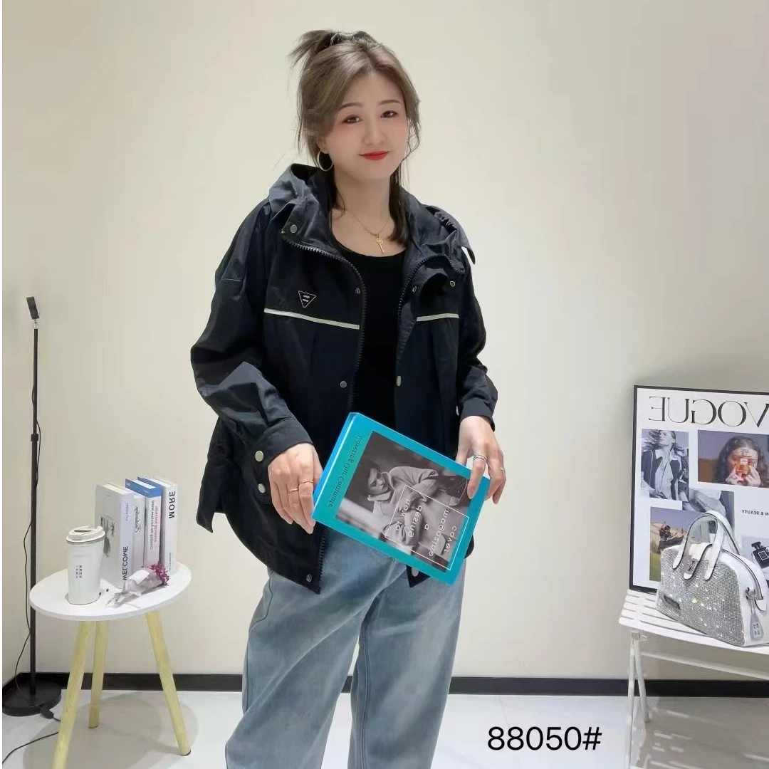 88050金影奇大码女装春季带帽外套休闲时尚