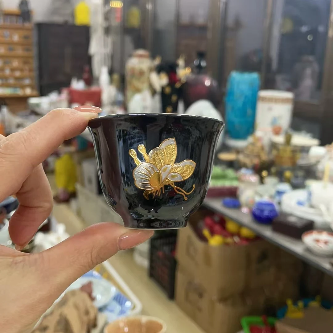幸山窑描金蝴蝶品茗杯