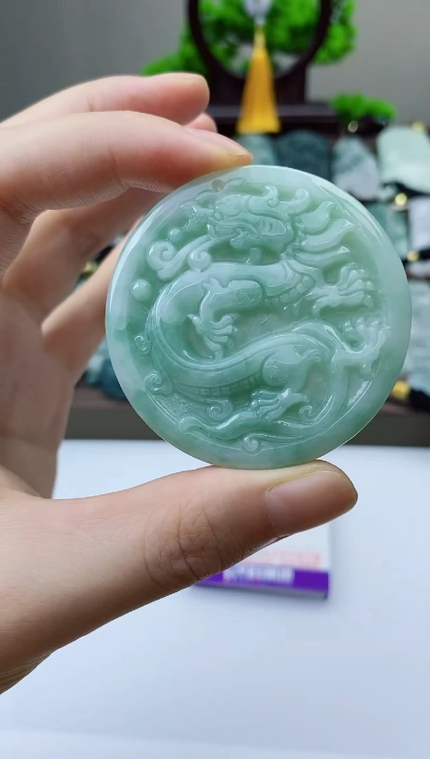 翡翠未镶嵌颈饰多样性一件发货