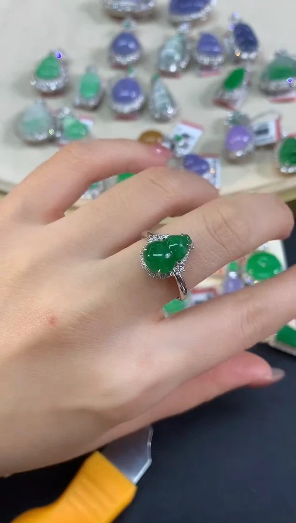 18K金镶嵌戒指翡翠戒指|3980