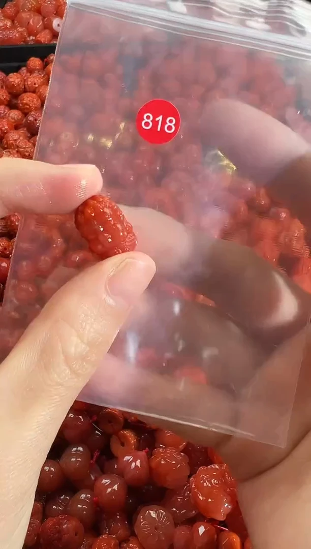 颈饰未镶嵌南红玛瑙1