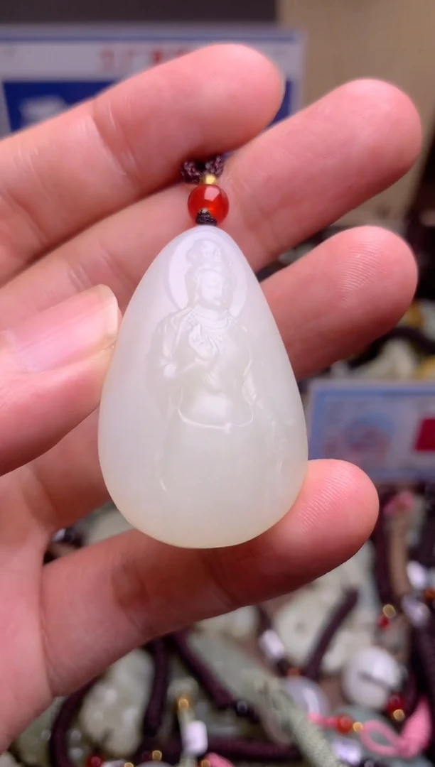 颈饰未镶嵌和田玉1