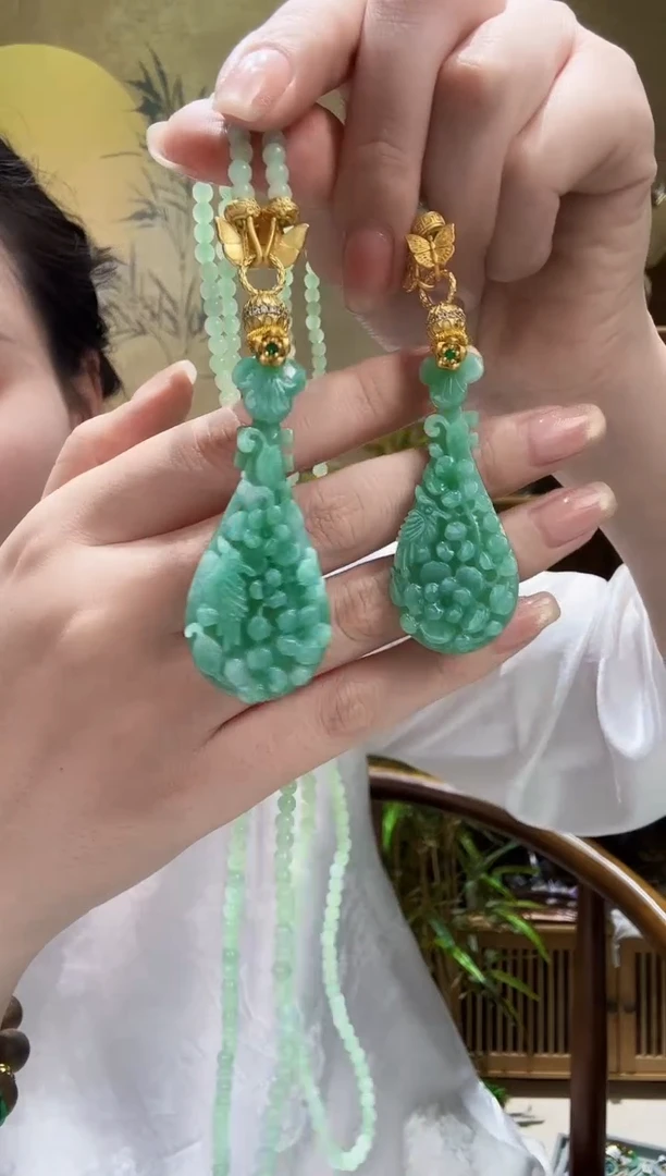 颈饰未镶嵌翡翠多样性发其一