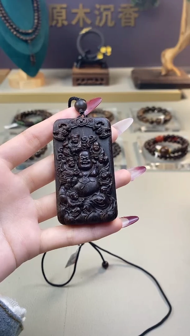 【闪购商品】沉香木手串J沉水富森红土手雕五子弥勒牌