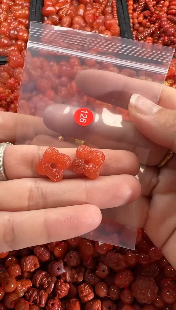 【闪购商品】南红玛瑙颈饰未镶嵌1