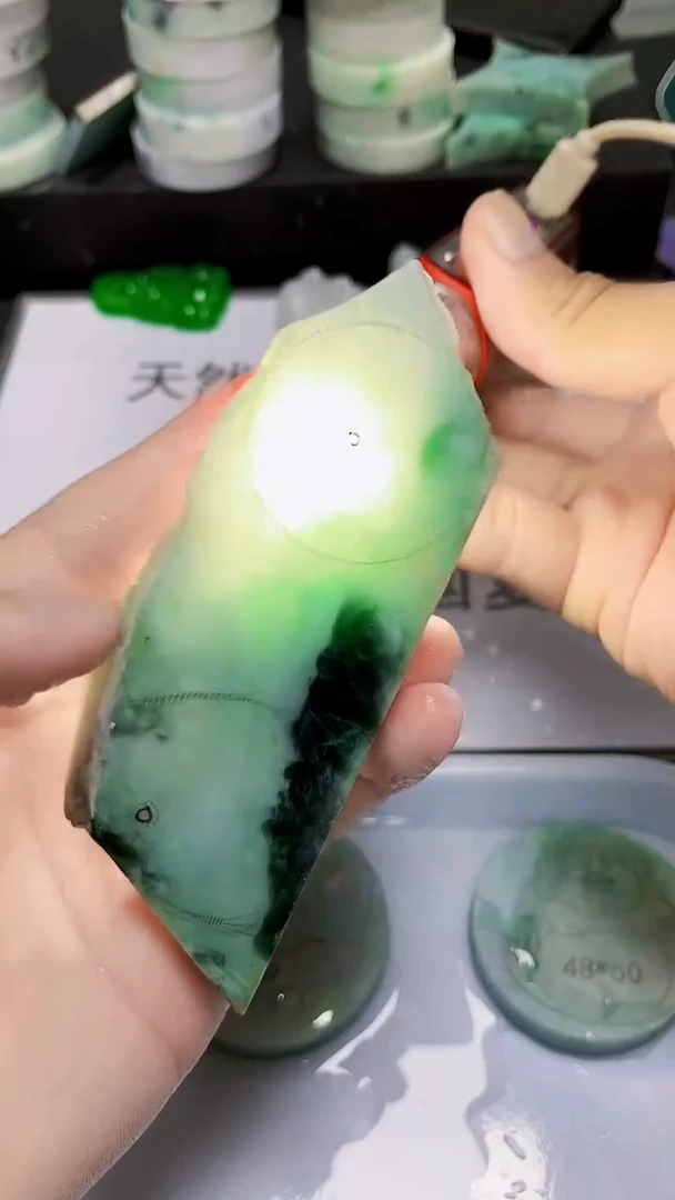 翡翠裸石缅甸天然翡翠A货Y630