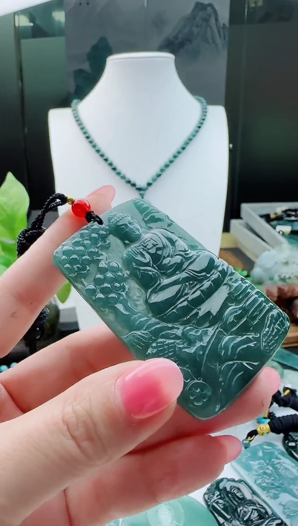 【闪购商品】翡翠颈饰未镶嵌多样性随机一件发货