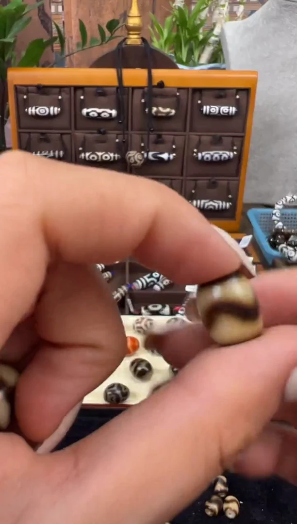 【闪购商品】玛瑙/玉髓吊坠(不含链)未镶嵌43.（微瑕）