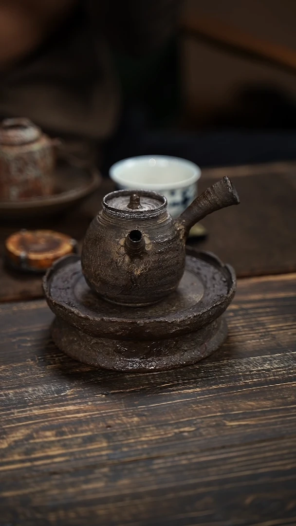 全手工制作 重工 南蛮 爆裂纹 重肌理  侧把壶 180cc