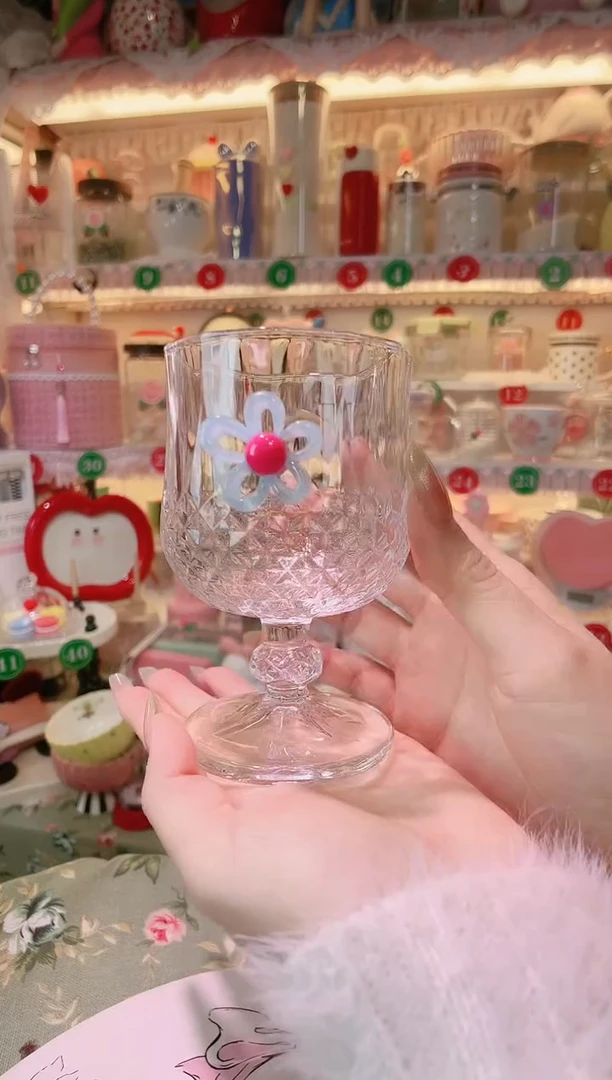 【闪购商品】摆件花朵红酒杯开播福利，数量不多，快抢！
