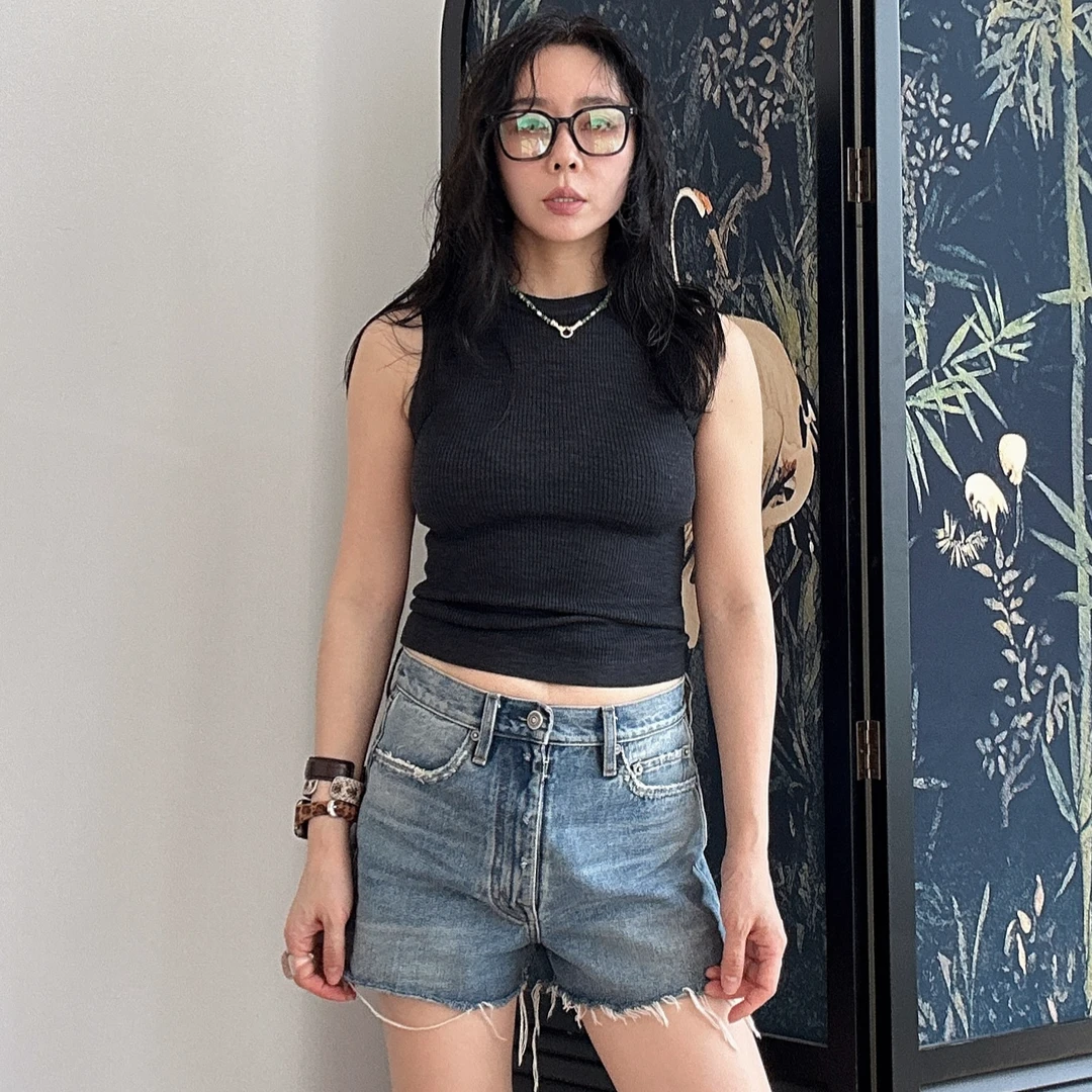 Action Studios大大推荐夏季新款水洗蓝牛仔短裤ACC650