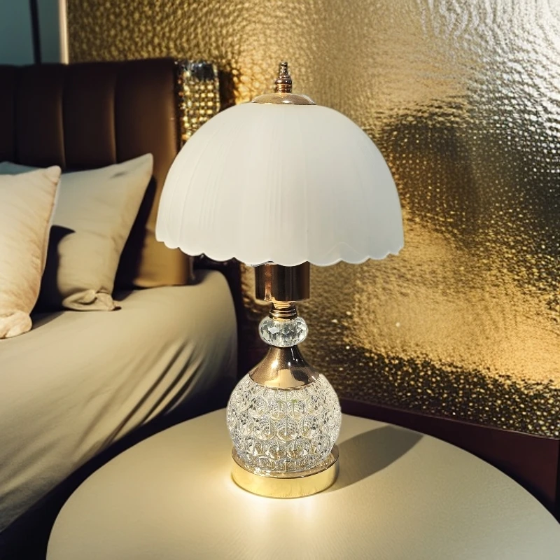 床头台灯卧室简约现代家用婚房装饰摆件