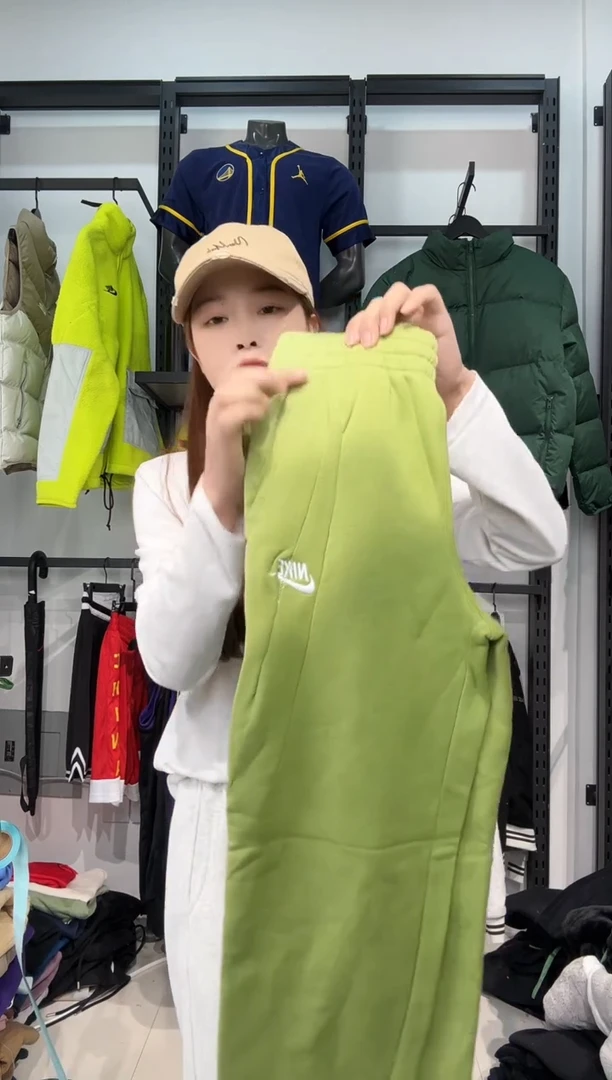 3410闪购编码 Nike/Jordan运动卫衣裤以直播间过款为准 尺码  m