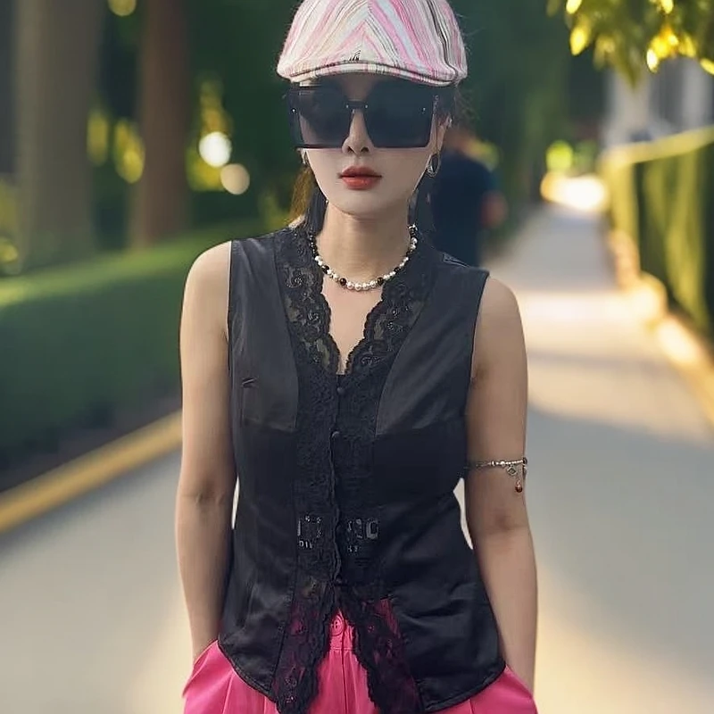 仙姐姐修身型网红女装修身绣花拼接背心打底时尚都市复古