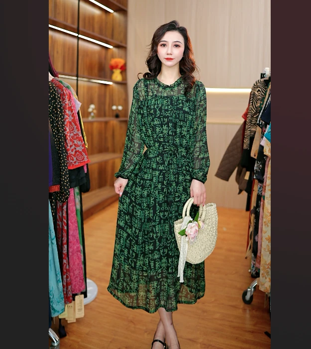 7706-18新款女士连衣裙