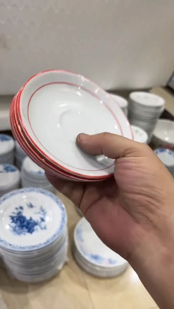 微瑕5个湖南醴陵釉下五彩陶瓷