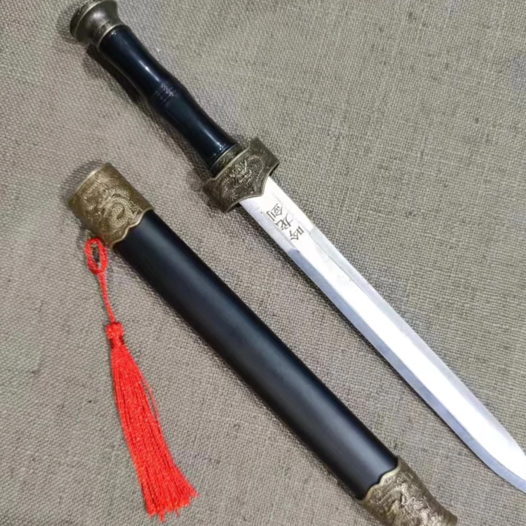 龙泉合金碳钢短款小宝剑未开刃可作收藏摆件