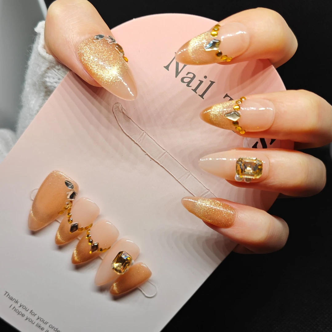 【落日晚霞】秋冬爆闪猫眼堆钻气质显白纯欲杏仁甲穿戴甲