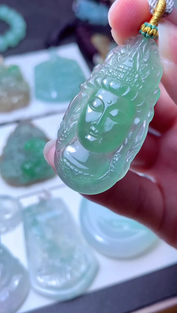 颈饰未镶嵌翡翠天然A货翡翠