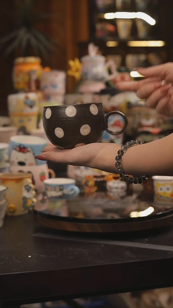 景德镇釉下彩绘设计师款式陶瓷