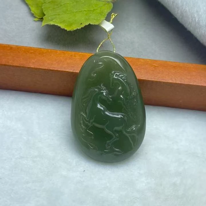 和田玉马到成功A059