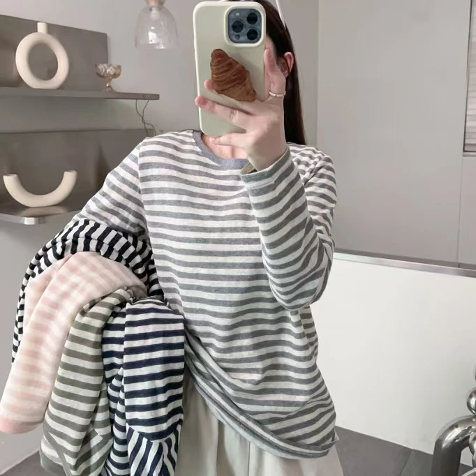 松弛感双线条纹圆领打底衫女春季洋气上衣