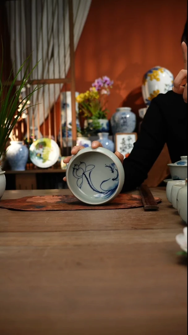 当代高温釉下彩手绘陶瓷餐具