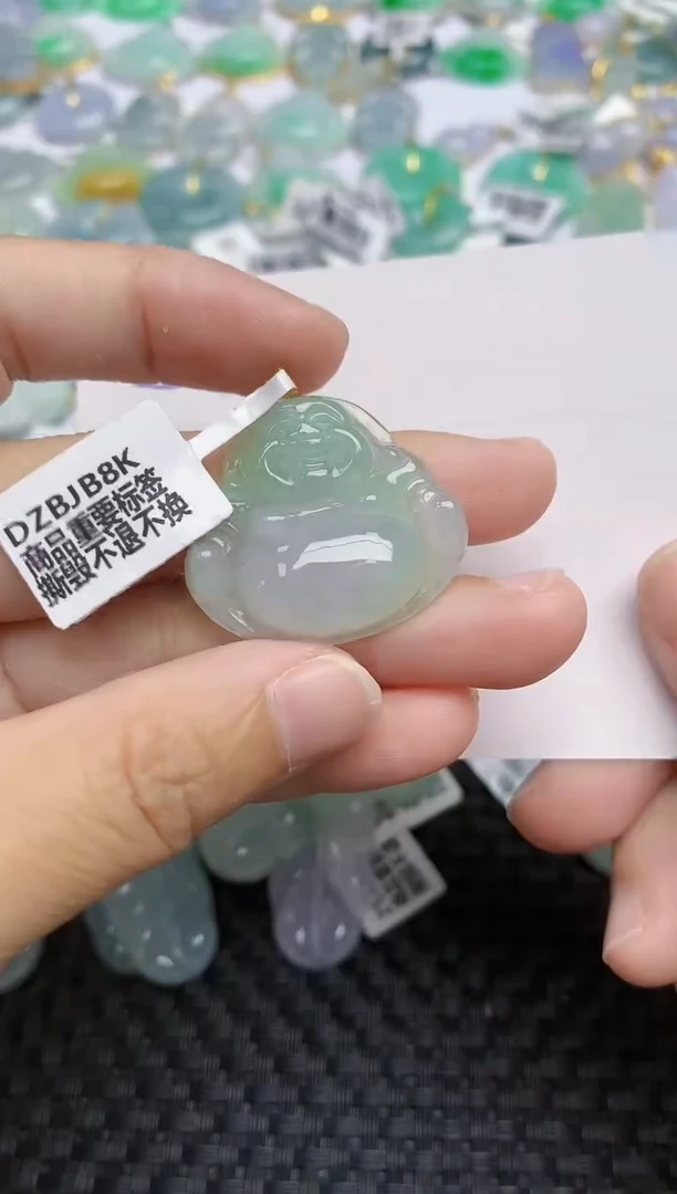 翡翠18K金镶嵌颈饰天然A货翡翠