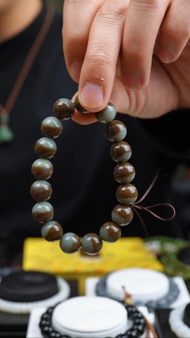 未镶嵌手串和田玉30