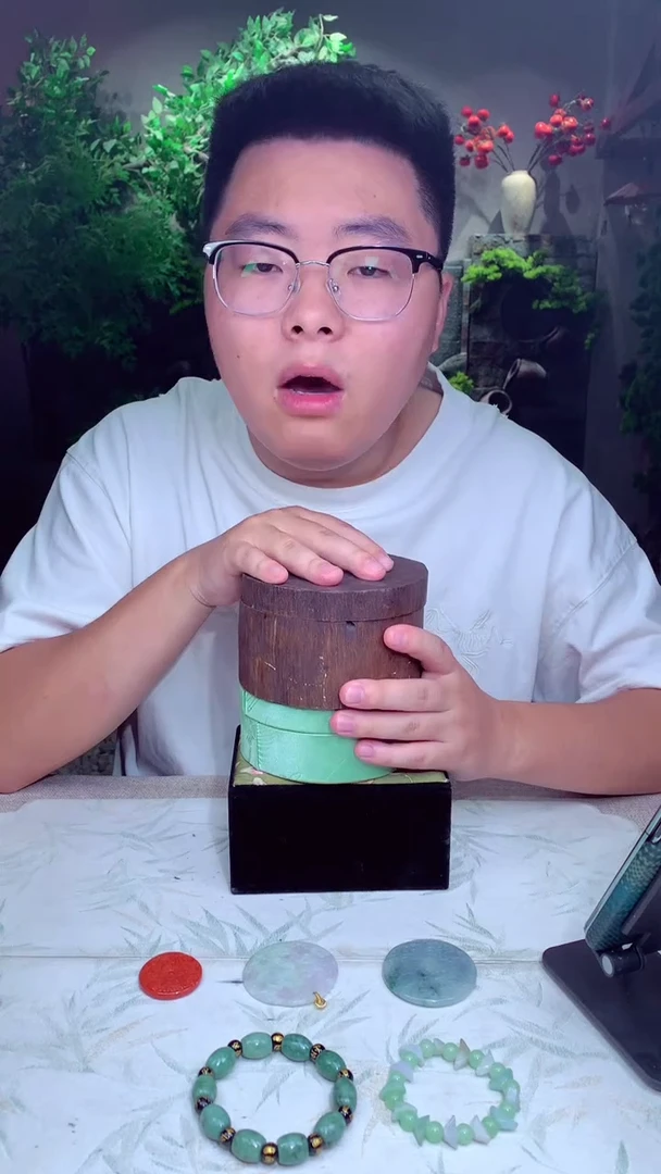 颈饰未镶嵌翡翠老*挂件发货（拍一发一）