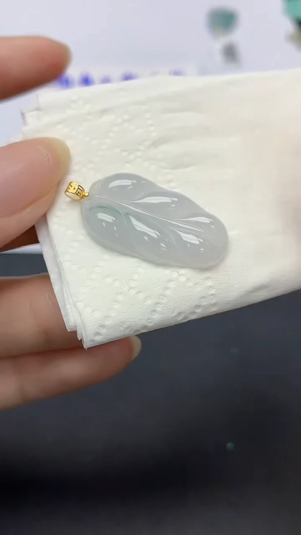 翡翠未镶嵌颈饰天然缅甸a货翡翠