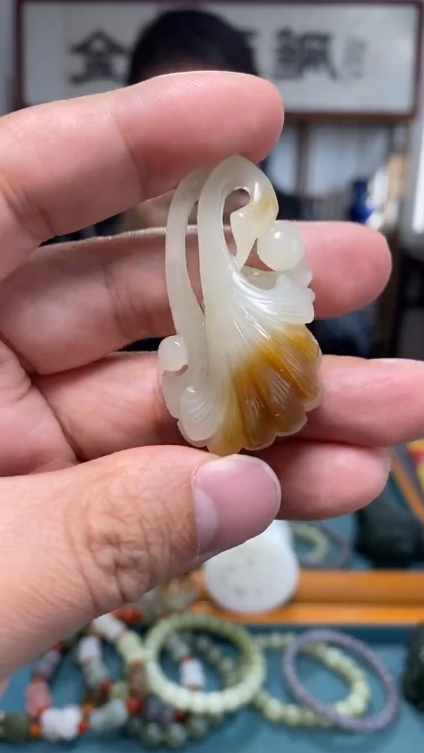 颈饰未镶嵌和田玉72