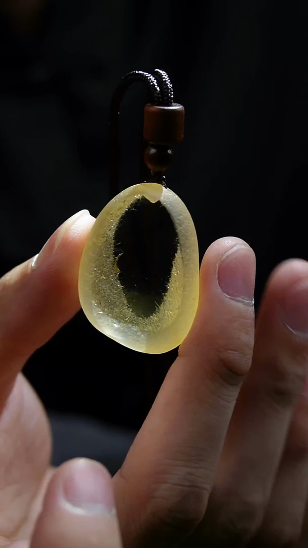 吊坠(赠链)未镶嵌水晶水晶