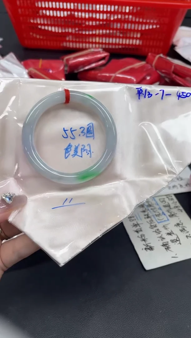 未镶嵌手镯翡翠翡翠手镯