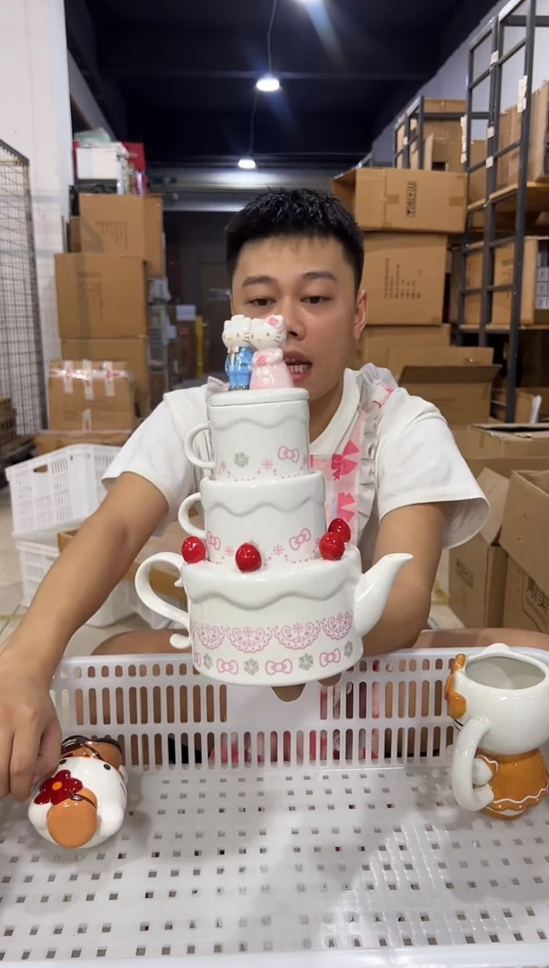瓷片原盒kt猫结婚茶壶套组