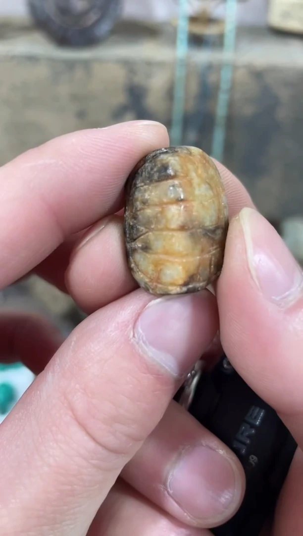 未镶嵌和田玉（糖玉）挂件1