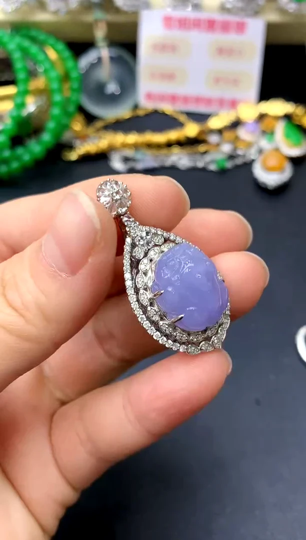 颈饰18K金镶嵌翡翠601-中国好珍宝