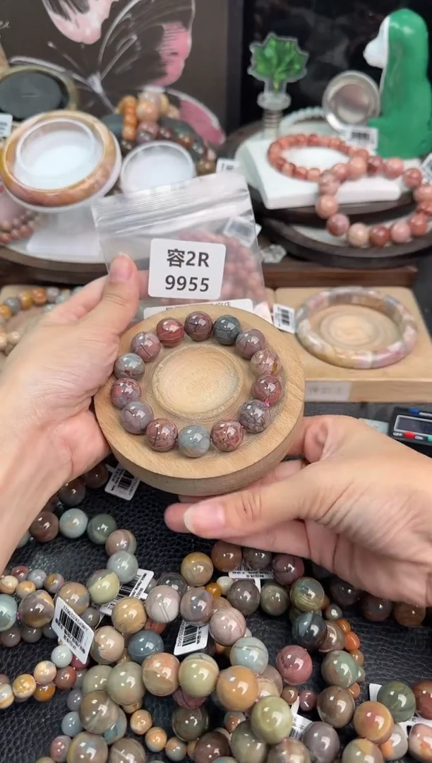 未镶嵌手链石英质玉?****。2R9955