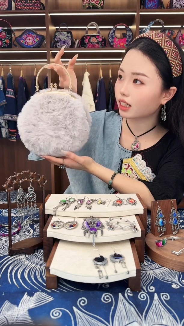 织绣L93黔东南苗族刺绣