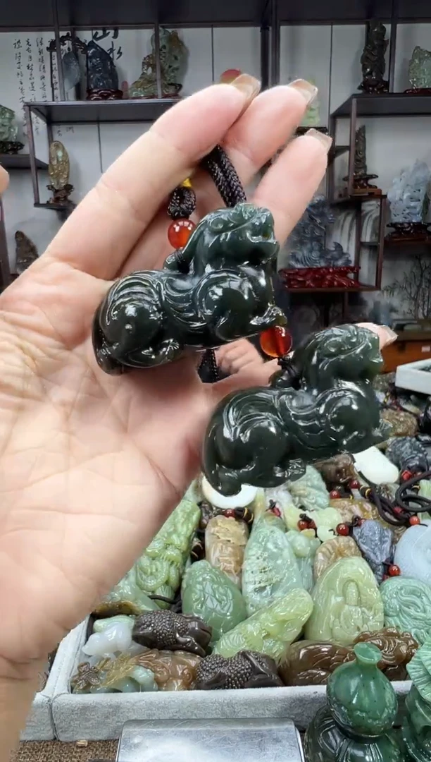 未镶嵌和田玉把件多样性发货 拍一发一