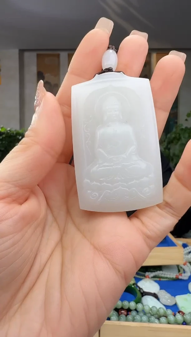 颈饰未镶嵌和田玉拍一发一