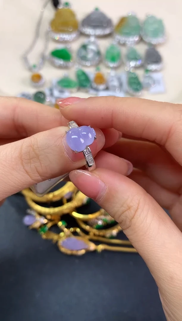 18K金镶嵌戒指翡翠戒指|13800