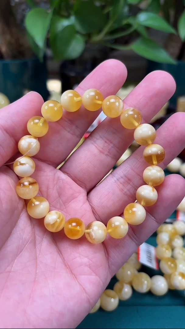 手链蜜蜡未镶嵌H37 臻品俄料金白妖孽手串 11.34克  10mm
