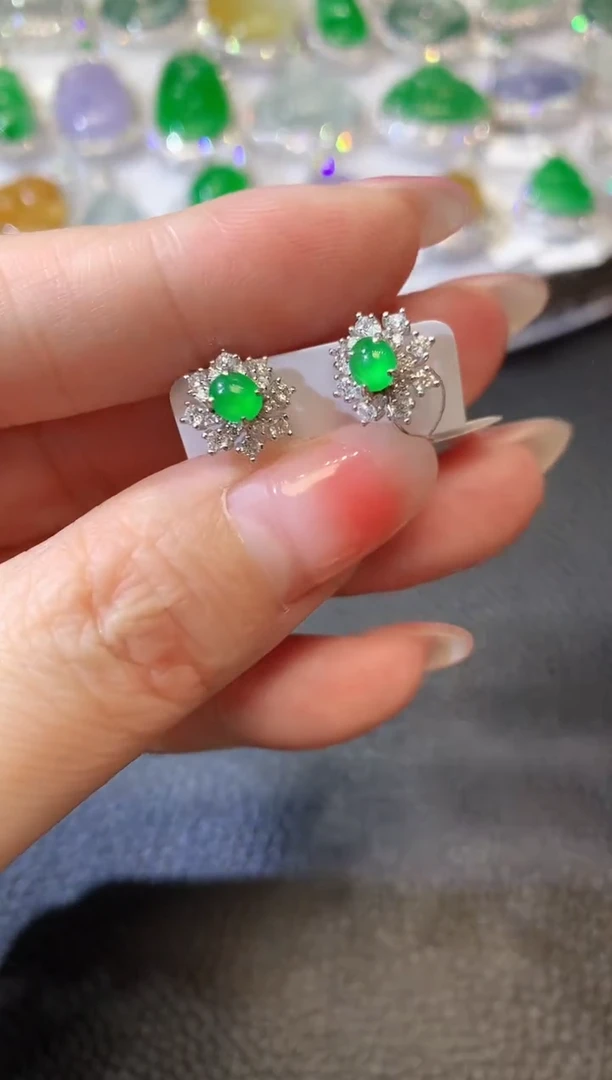 【闪购商品】翡翠耳饰18K金镶嵌a60