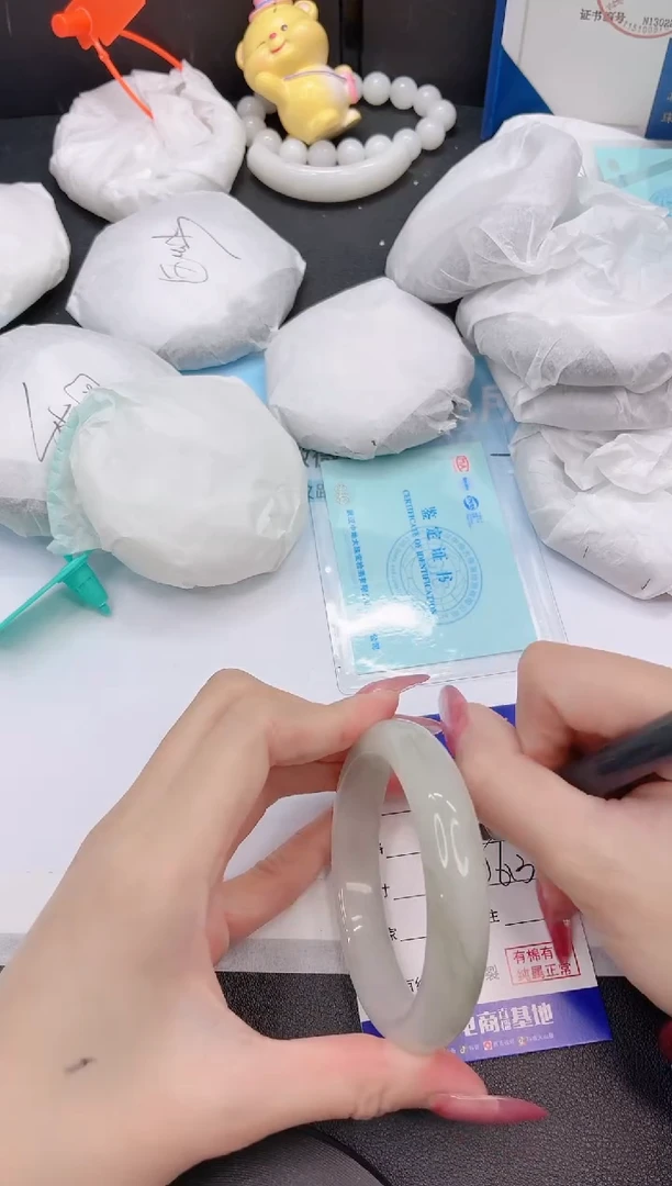 未镶嵌手镯石英质玉2G55-56