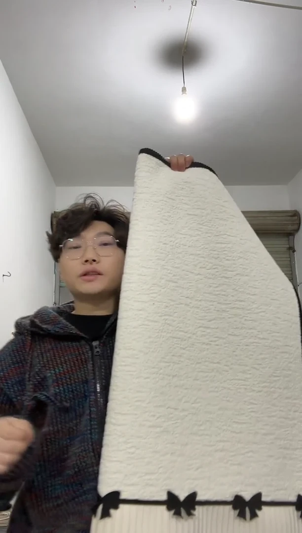 雪尼尔90*240白色蝶衣