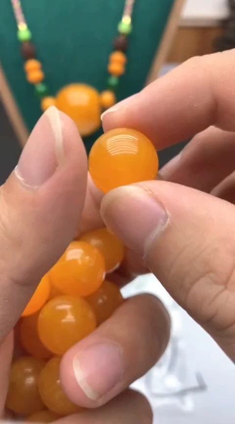 A06.鸡油黄16mm单珠