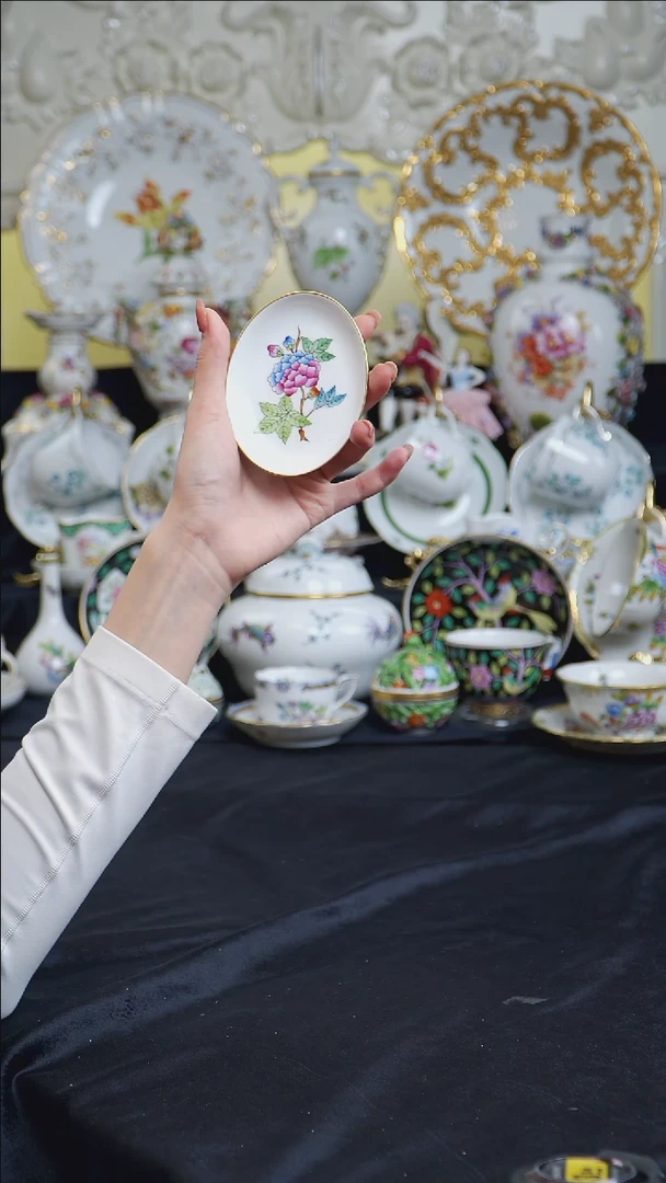 骨瓷婷婷中古器物如图所示100