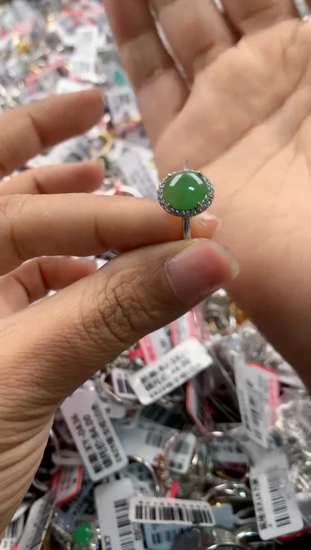 银S925镶嵌戒指翡翠9999     9